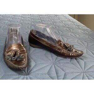 Vintage 90s Stuart Weitzman‎ Shoes Bronze Patent Leather Loafers Tassels Sz 8 M